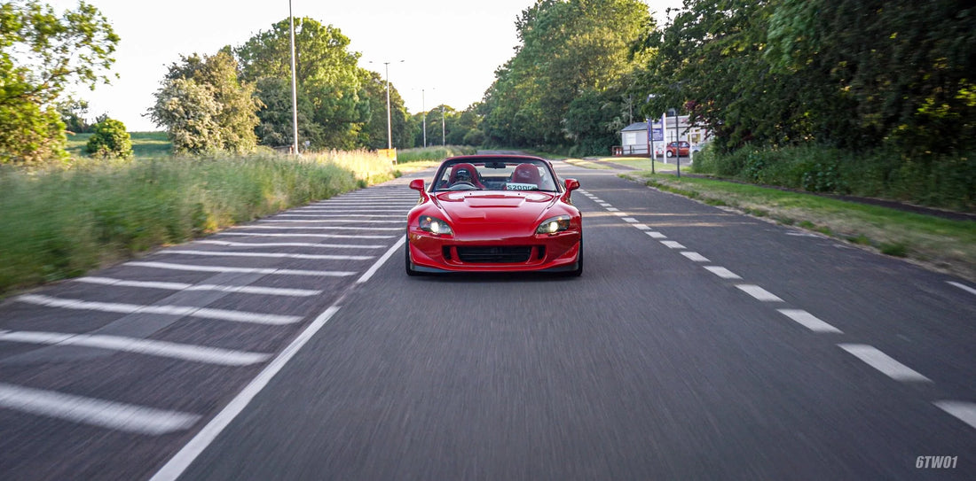 S2000