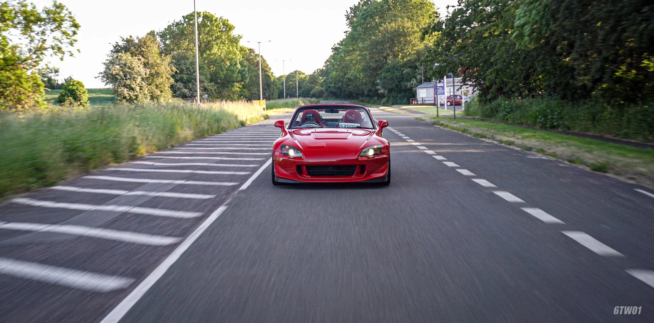 S2000
