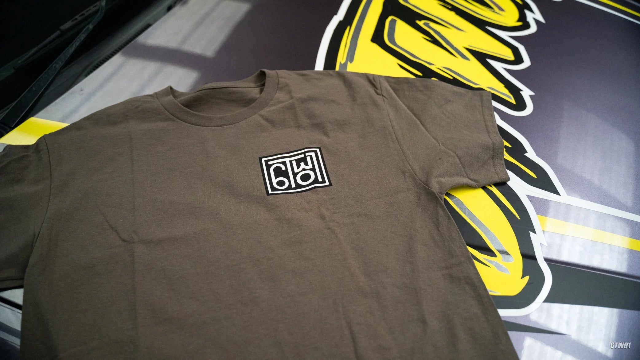 6TWO1 BOX T - OLIVE