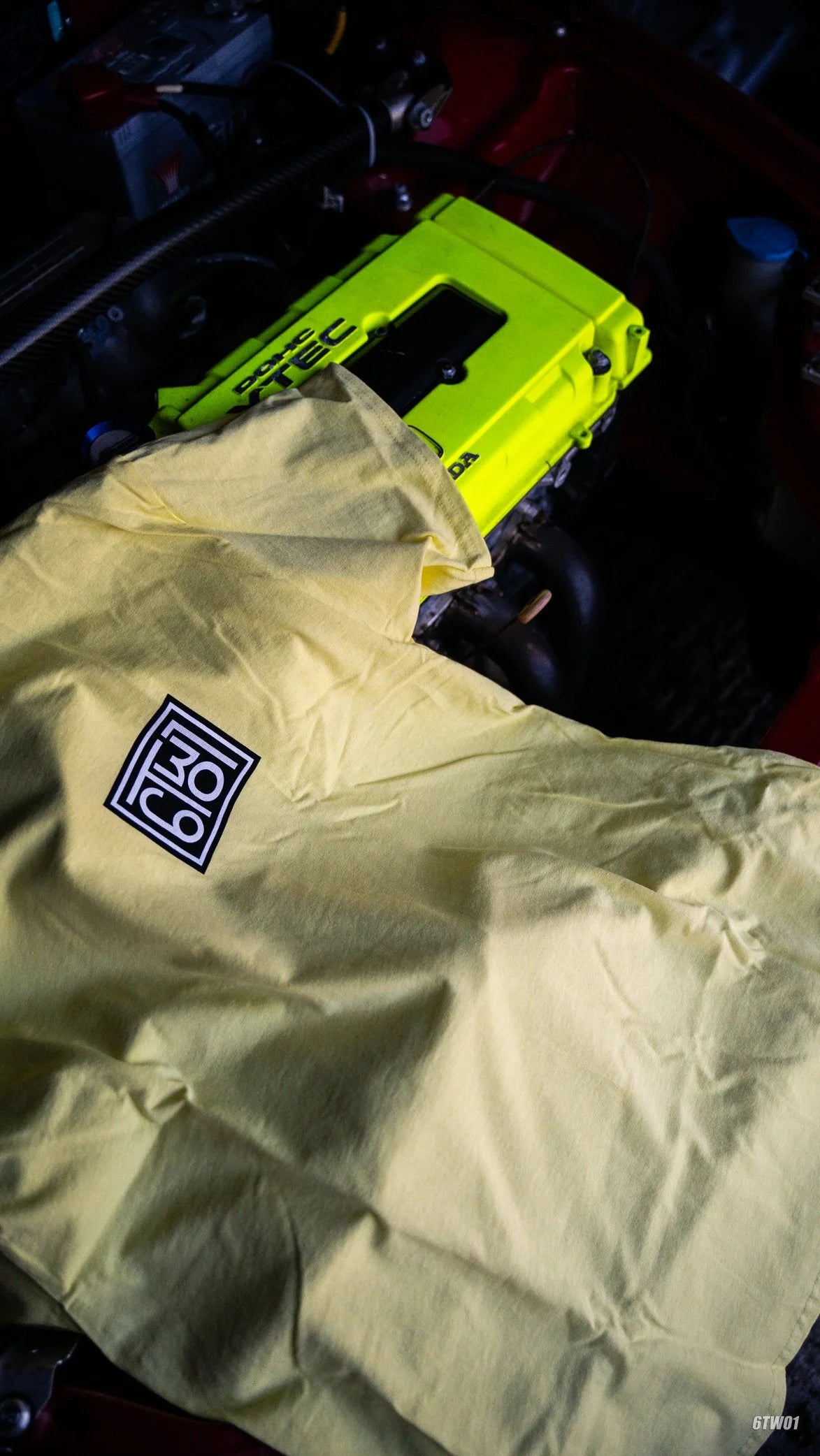 6TWO1 BOX T - YELLOW