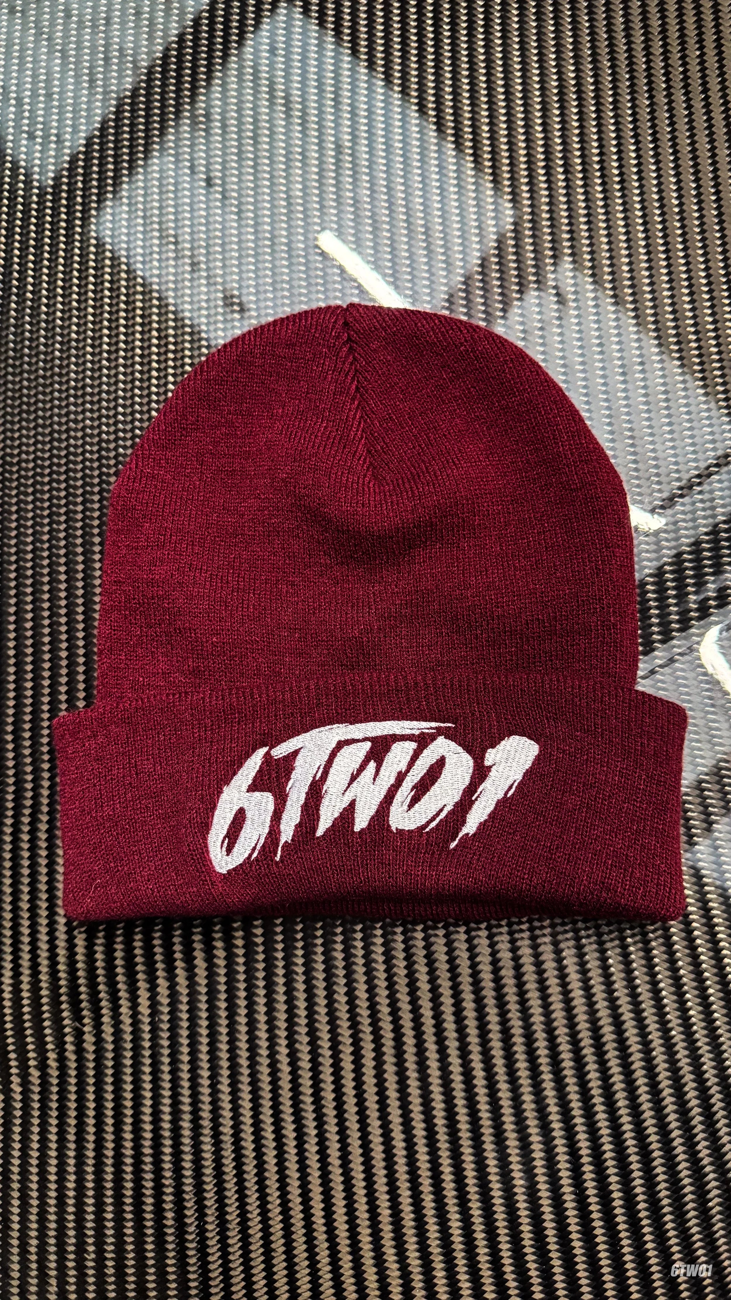 6TWO1 FRIGHT BEANIE MAROON